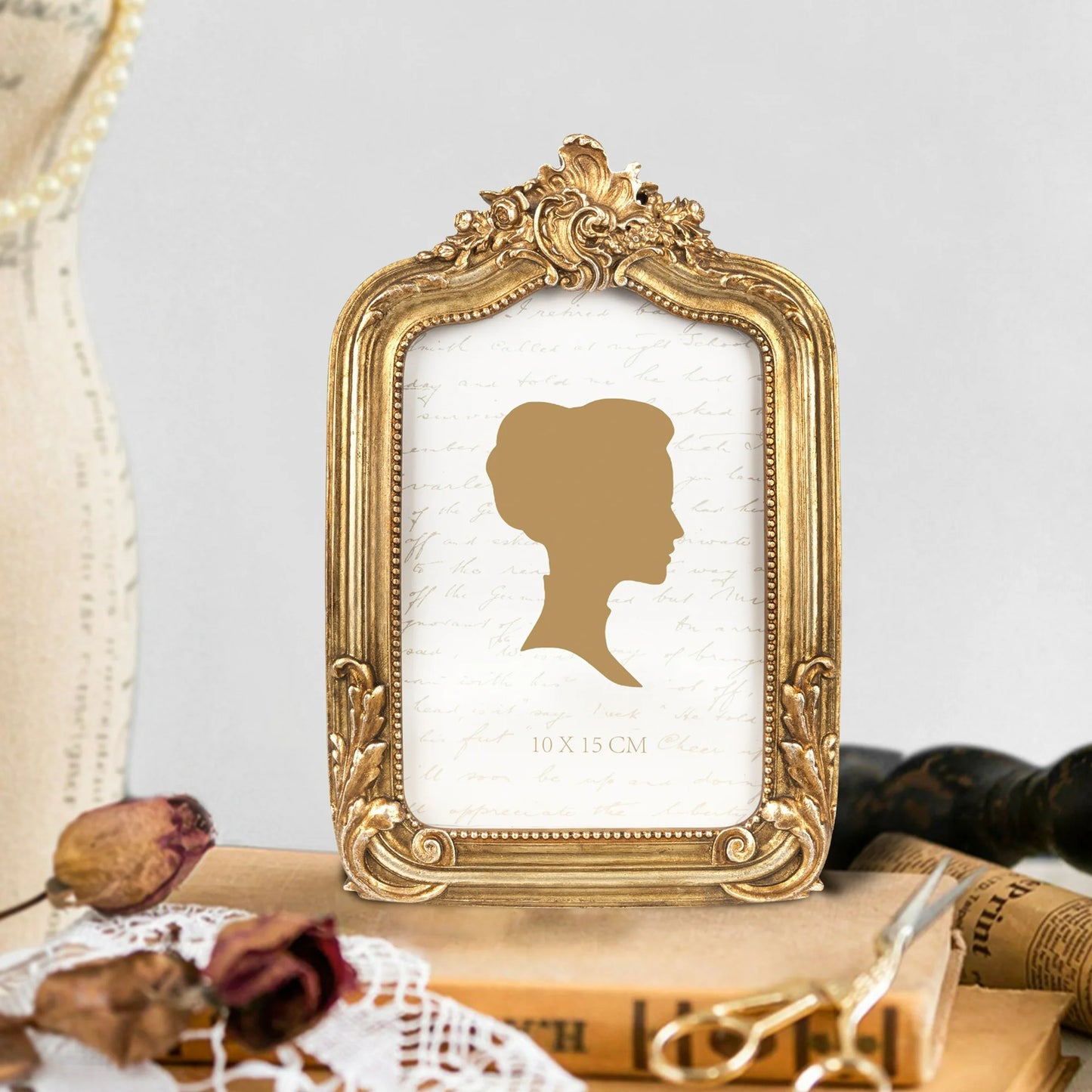 4x6 Inch Vintage Picture Frame, Elegant Antique Photo Frames with Glass Front, Photo Display, Tabletop Wall Hanging, Gift Ideas