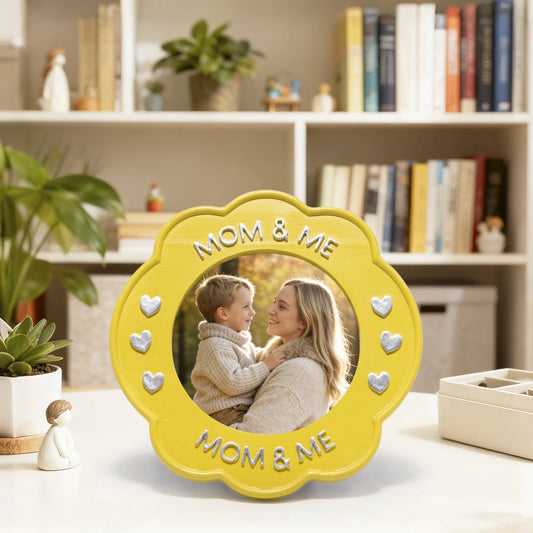 Mint Yellow Decorative Photo Frame with Gold Heart Patterns - Thoughtful Gift for Mom, Cherish Mother-Child Memories, Cute Home Decor